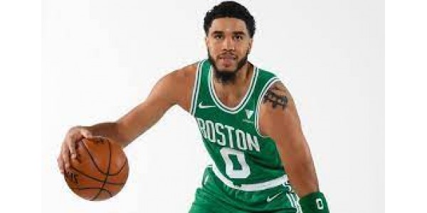 Tatum segna il punteggio più alto negli spareggi
